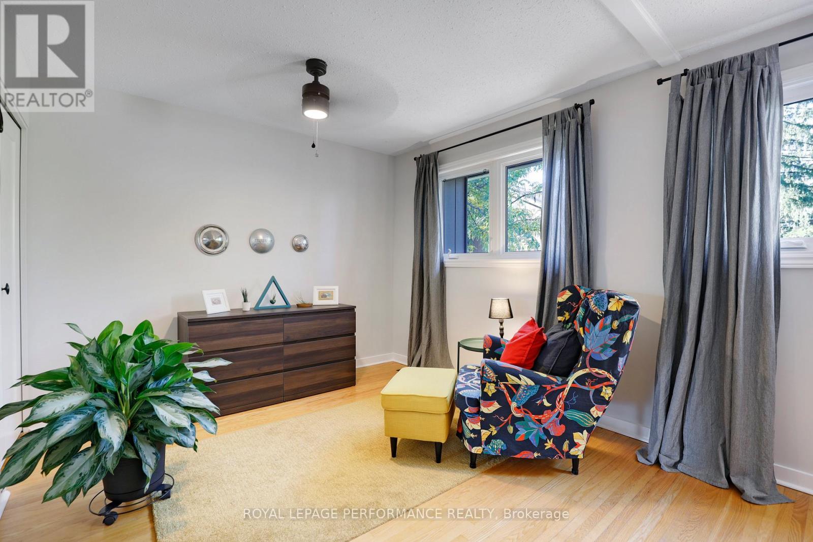 147 - 2111 Montreal Road