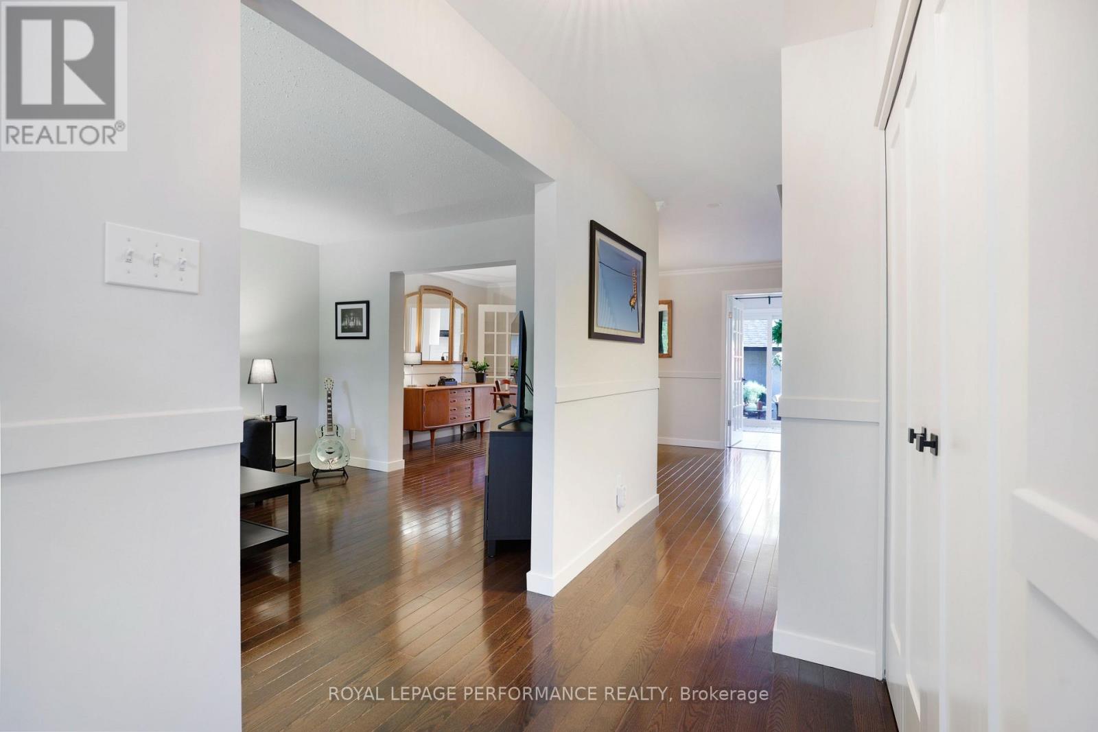 147 - 2111 Montreal Road