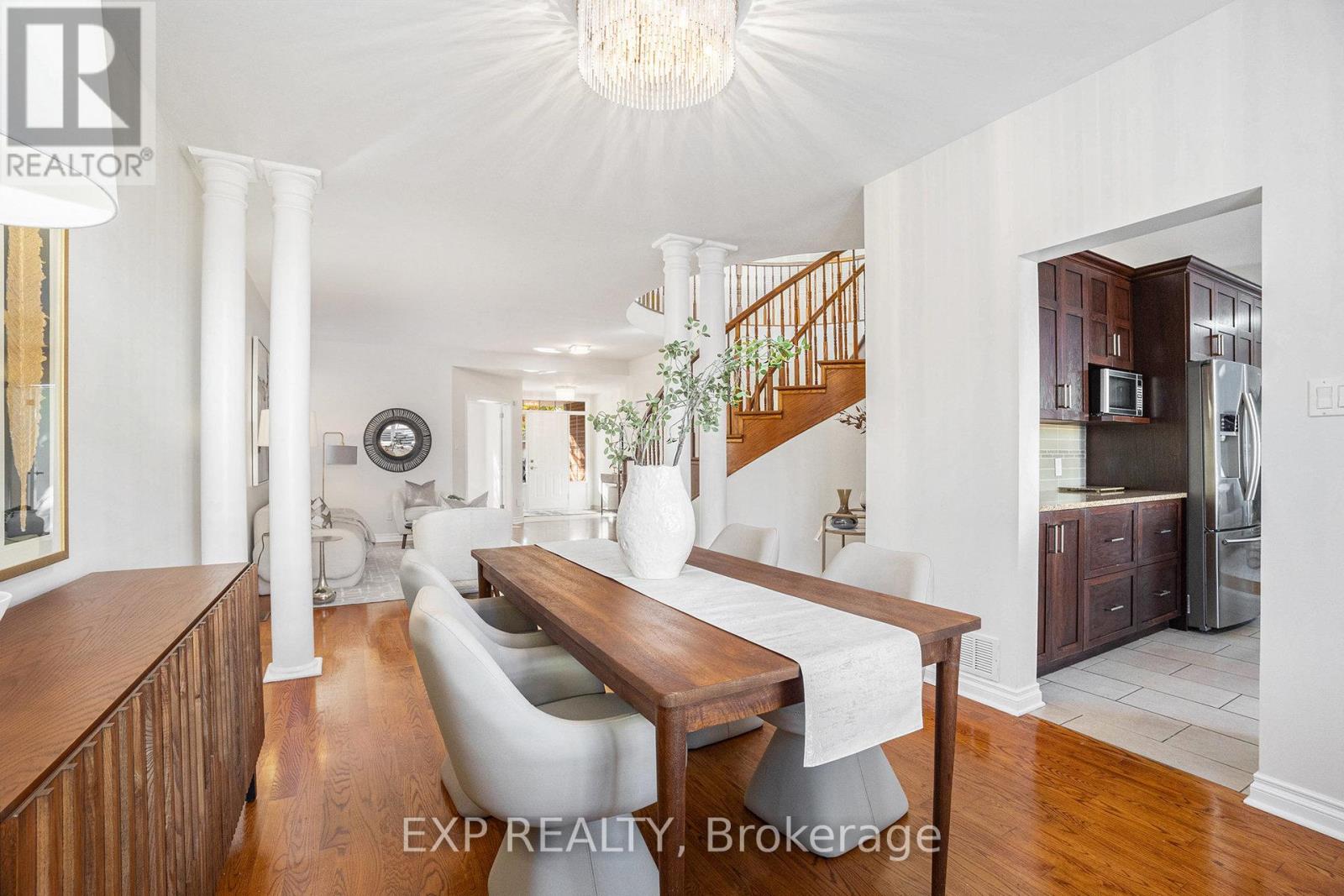 2400 Des Pruches Avenue