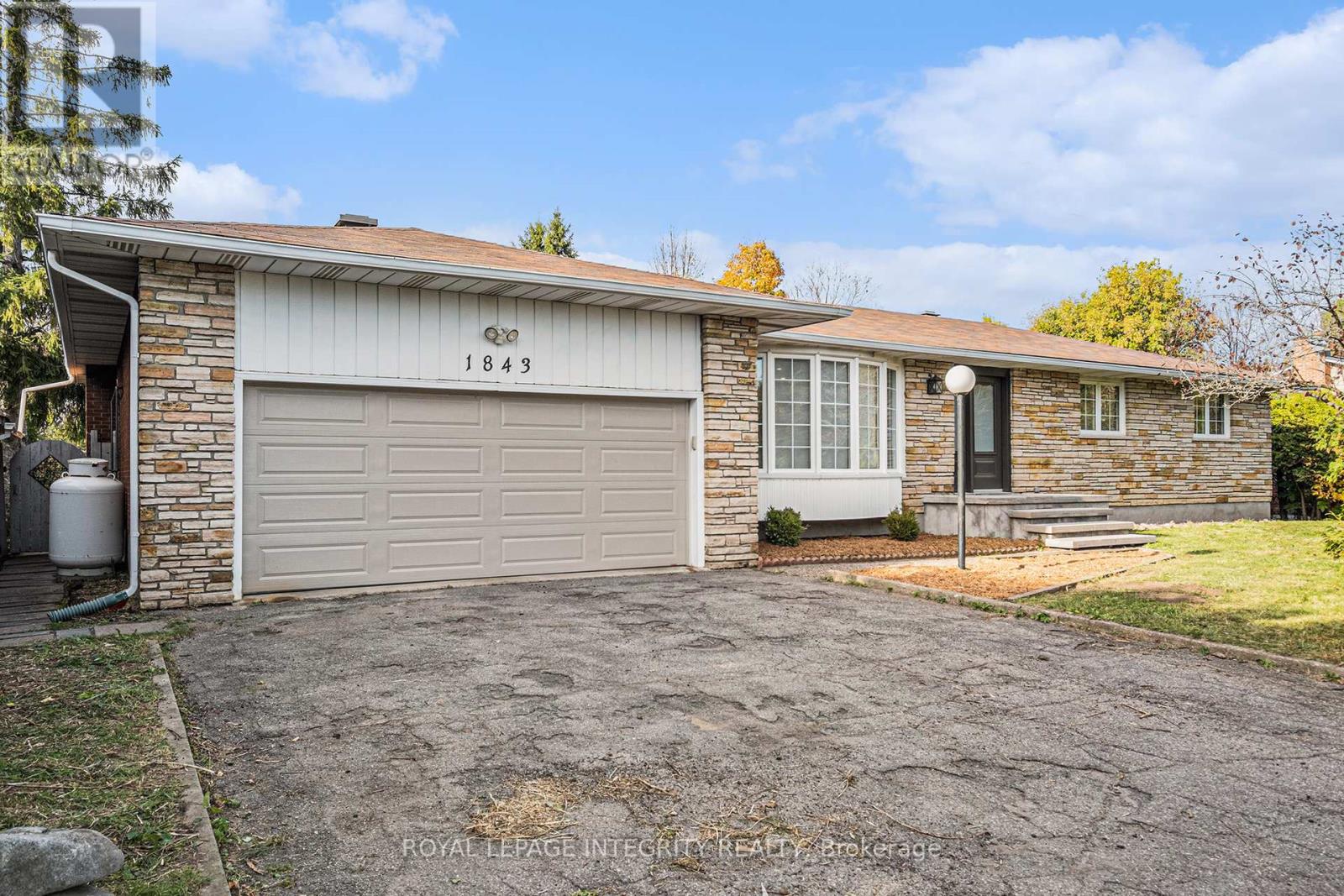 1843 Rideau Road