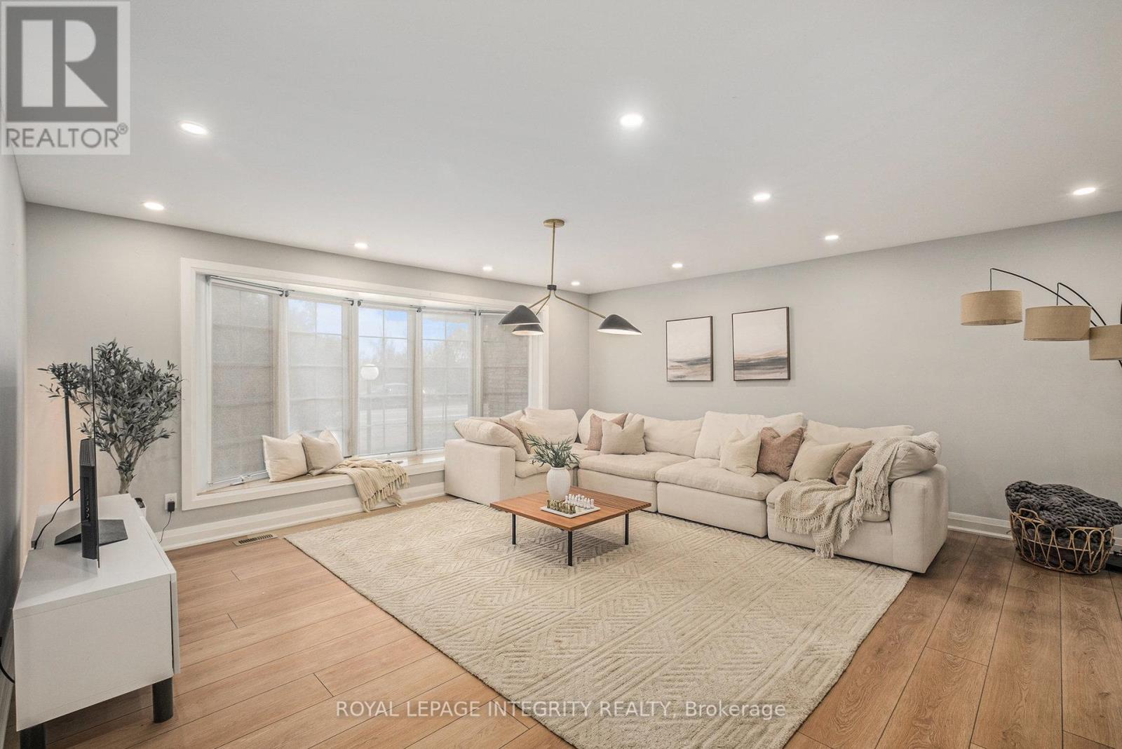 1843 Rideau Road