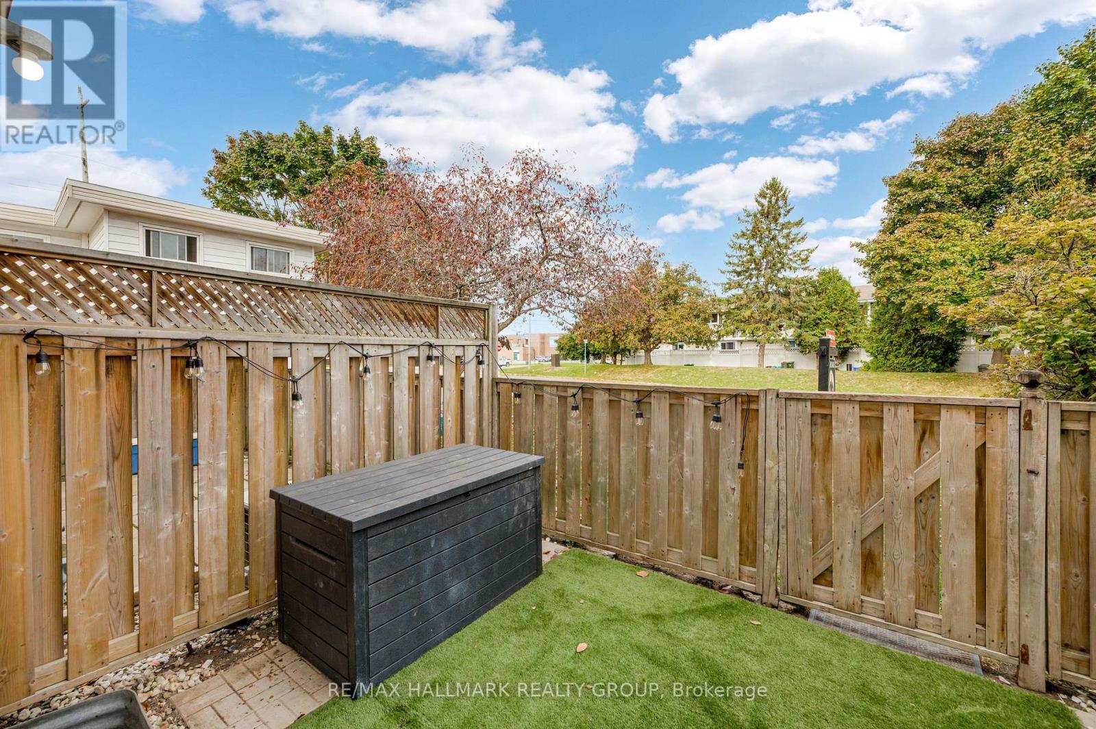 81 Hadley Circle
