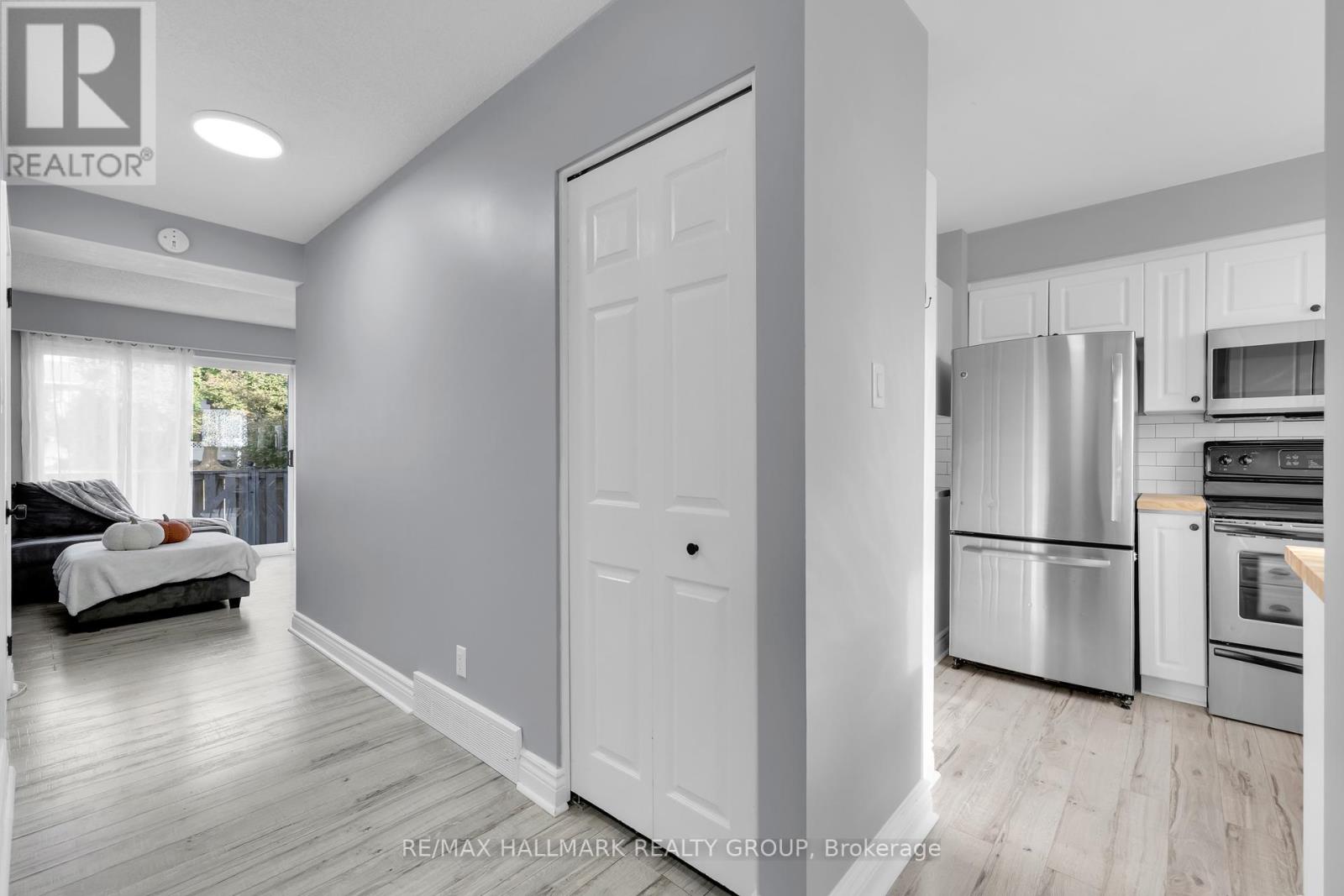 81 Hadley Circle