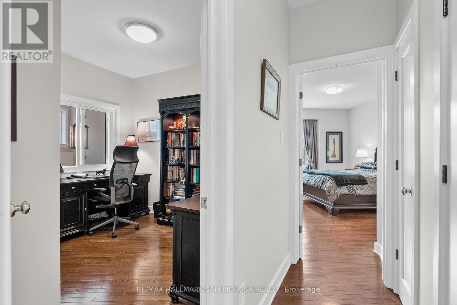 25 Marsh Sparrow Private