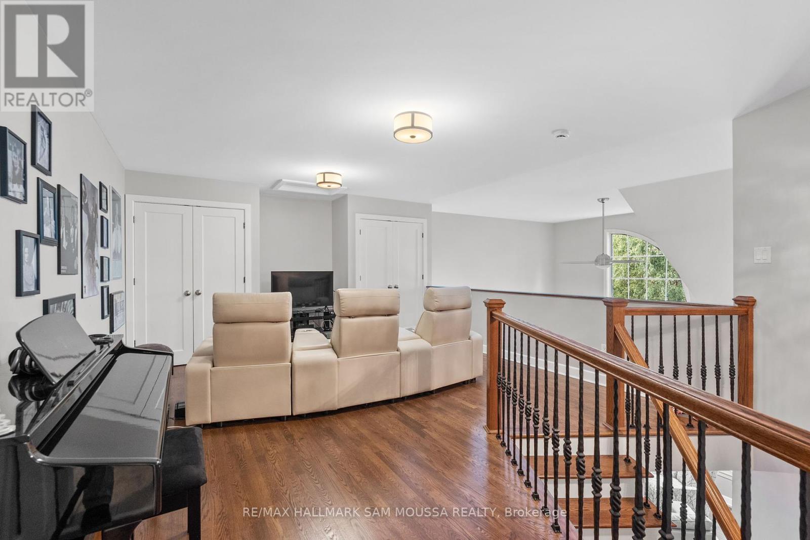 25 Marsh Sparrow Private