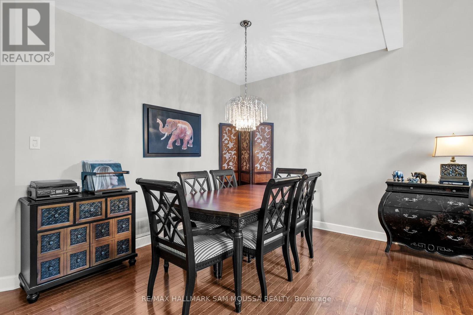 25 Marsh Sparrow Private