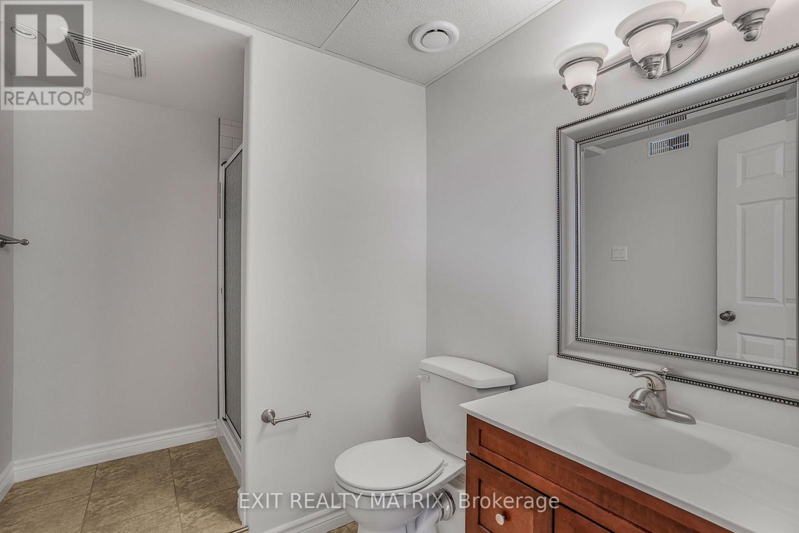 1582 Sandy Hill Road