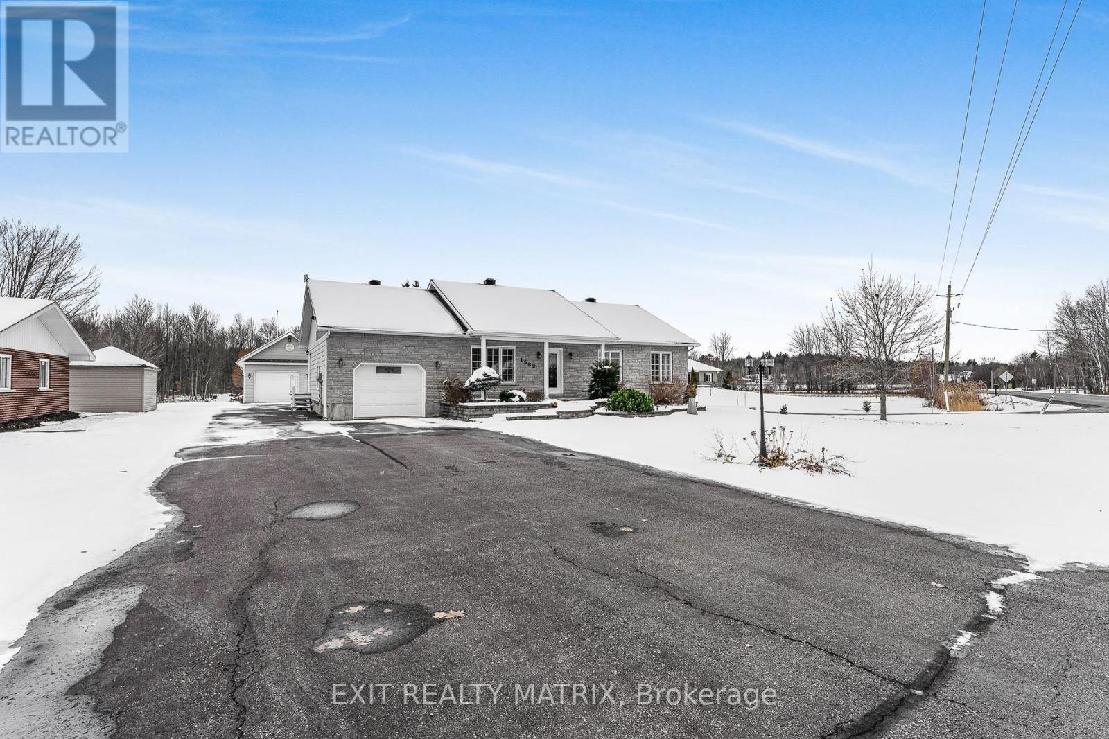 1582 Sandy Hill Road