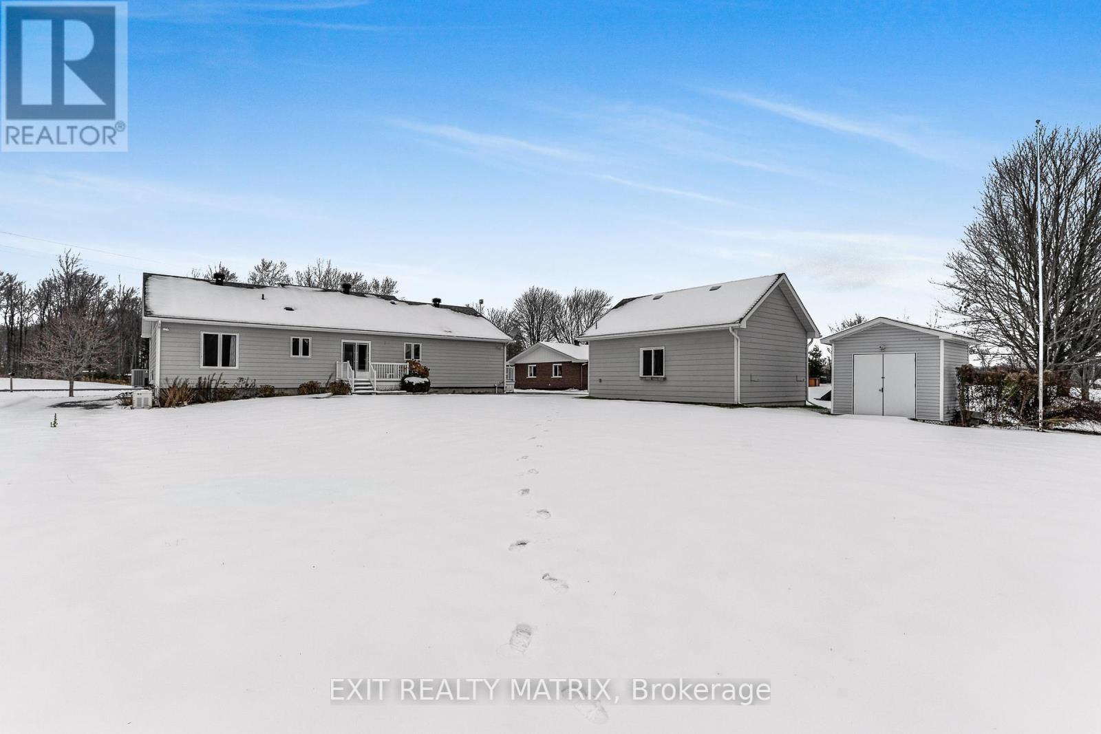 1582 Sandy Hill Road