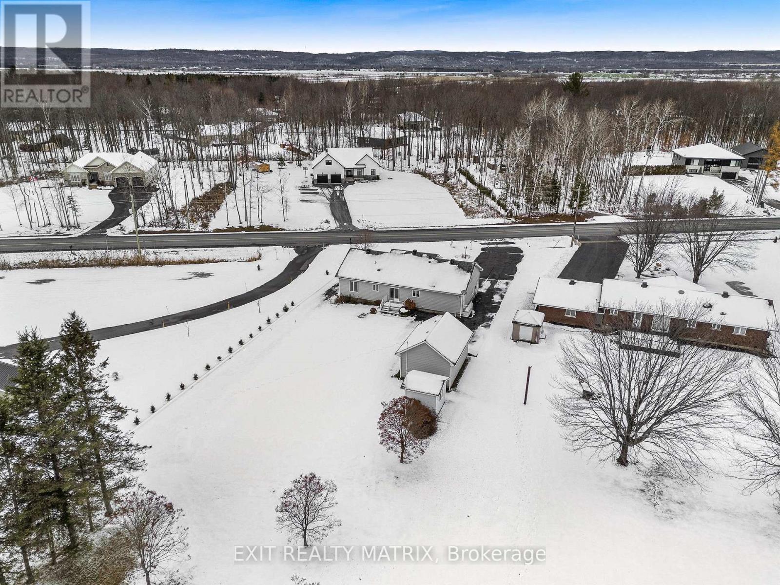 1582 Sandy Hill Road