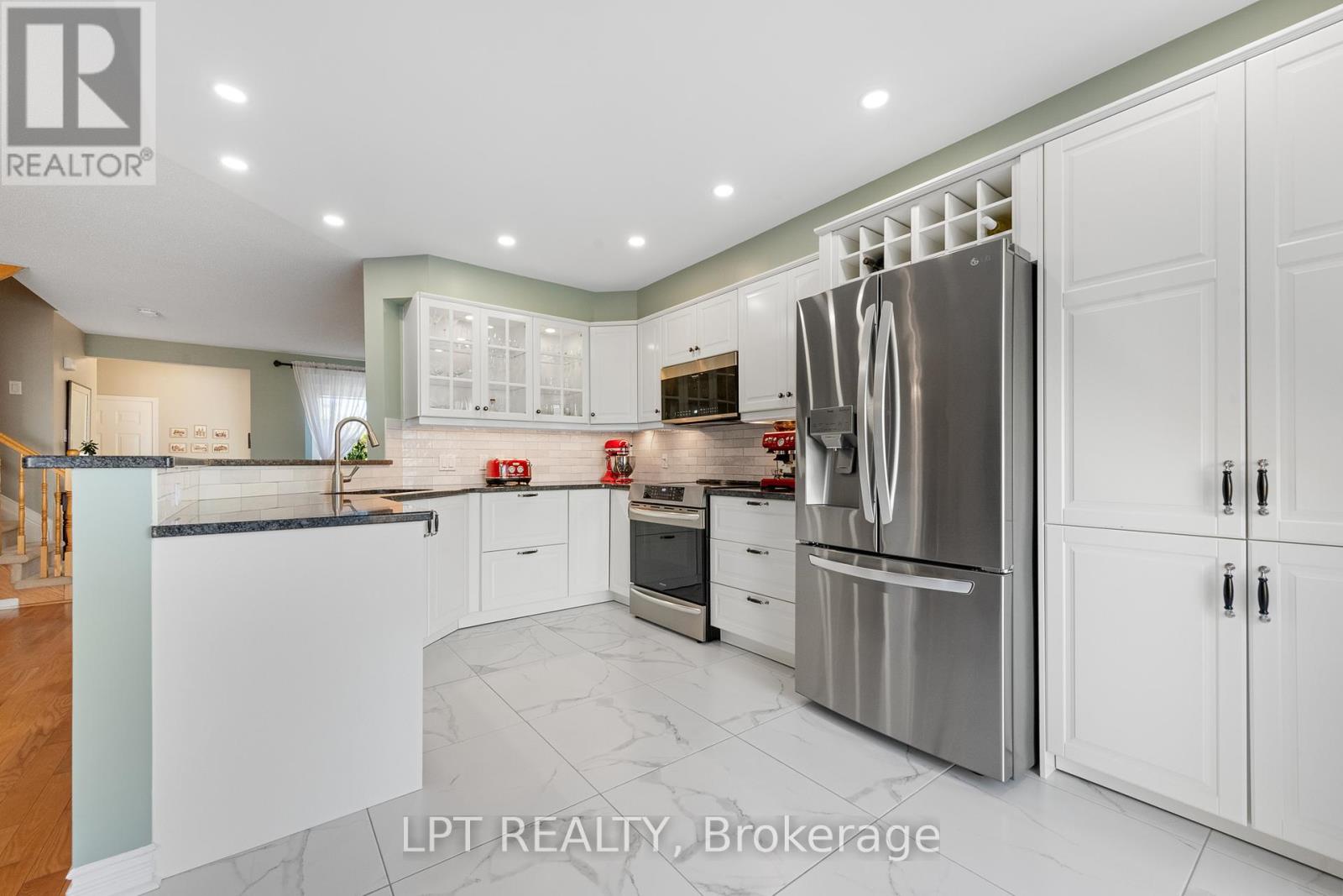 16 Calaveras Avenue