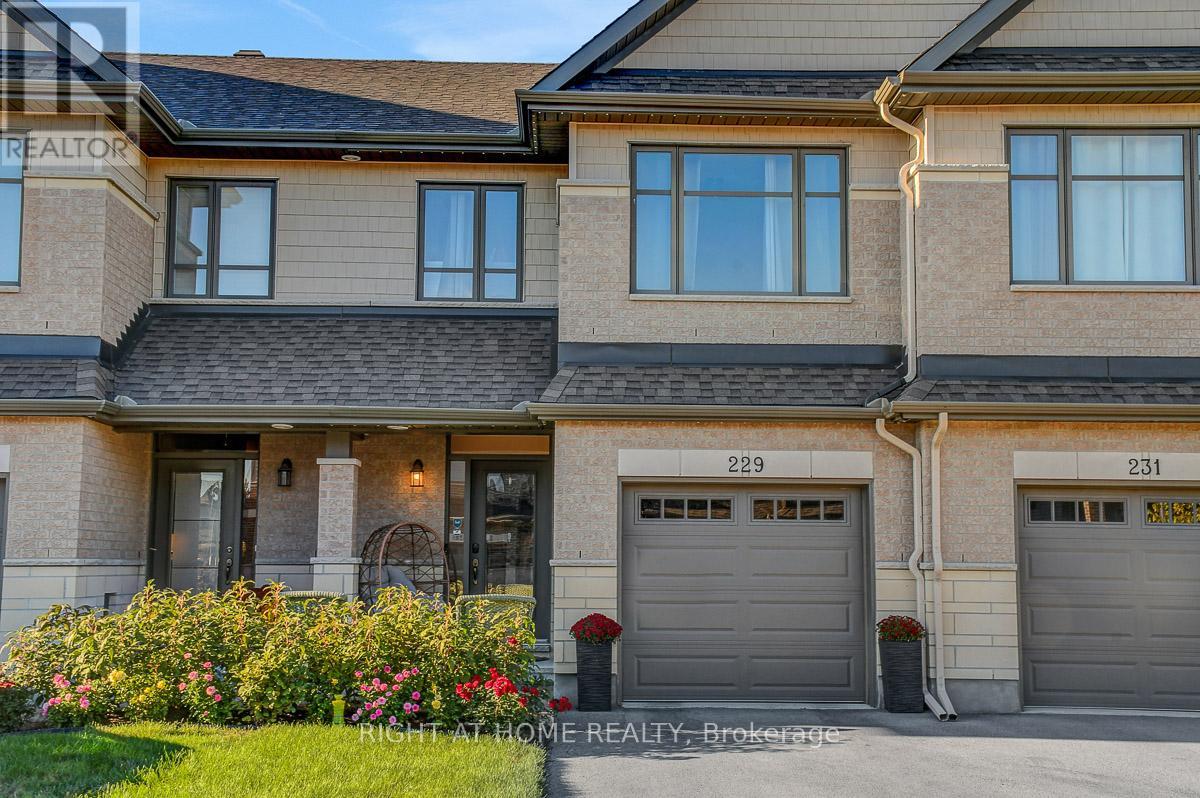 229 Purchase Crescent