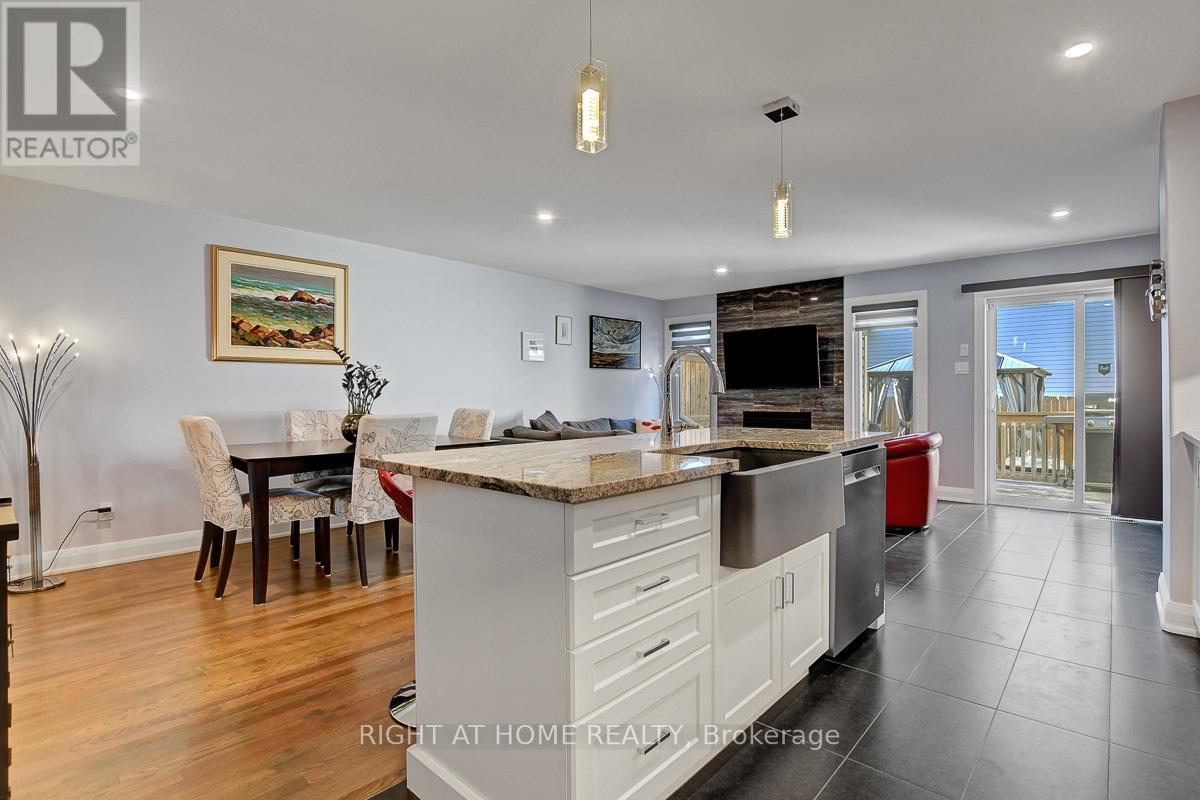 229 Purchase Crescent