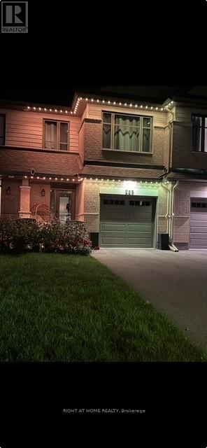 229 Purchase Crescent