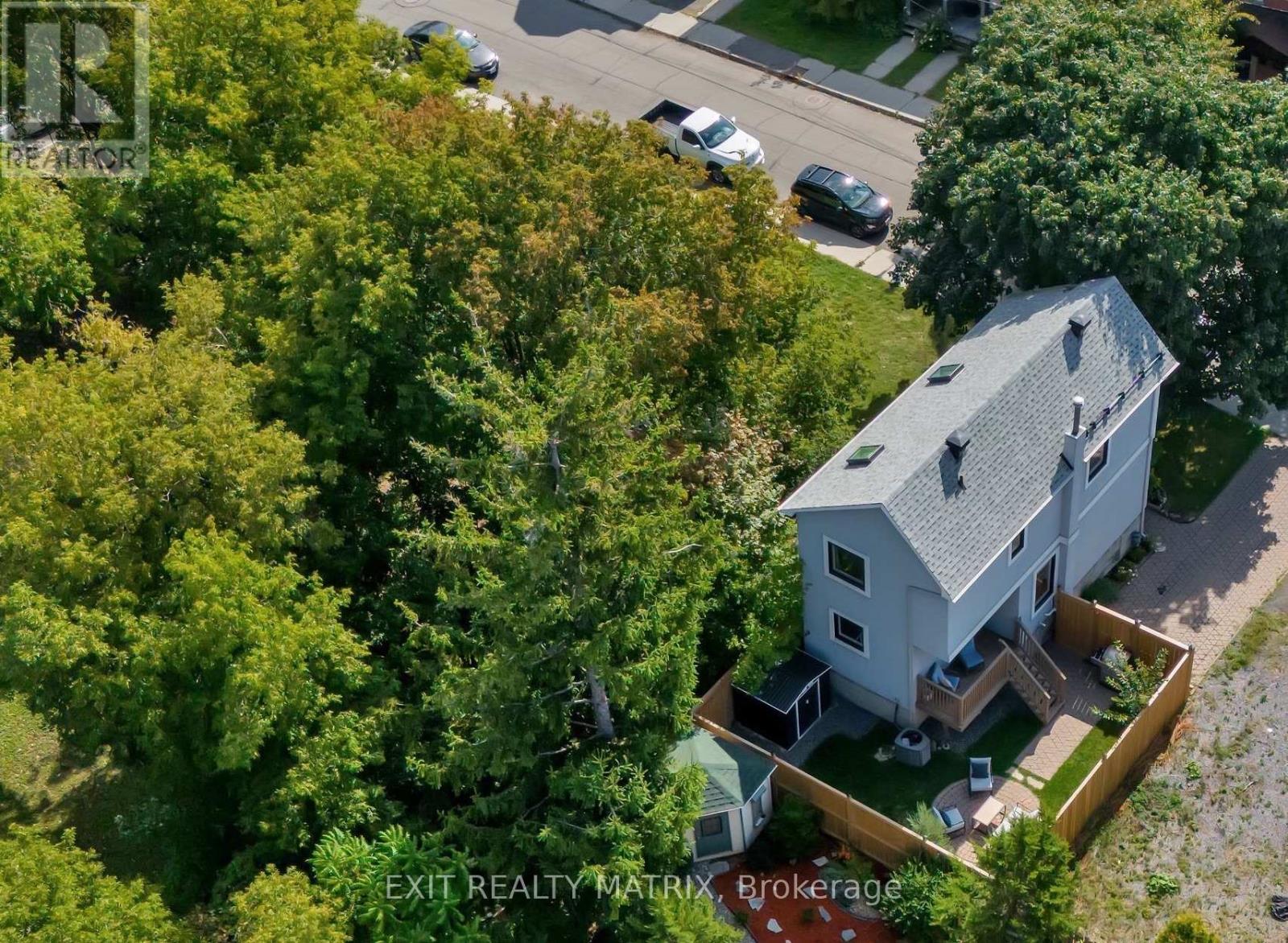 177 Hawthorne Avenue