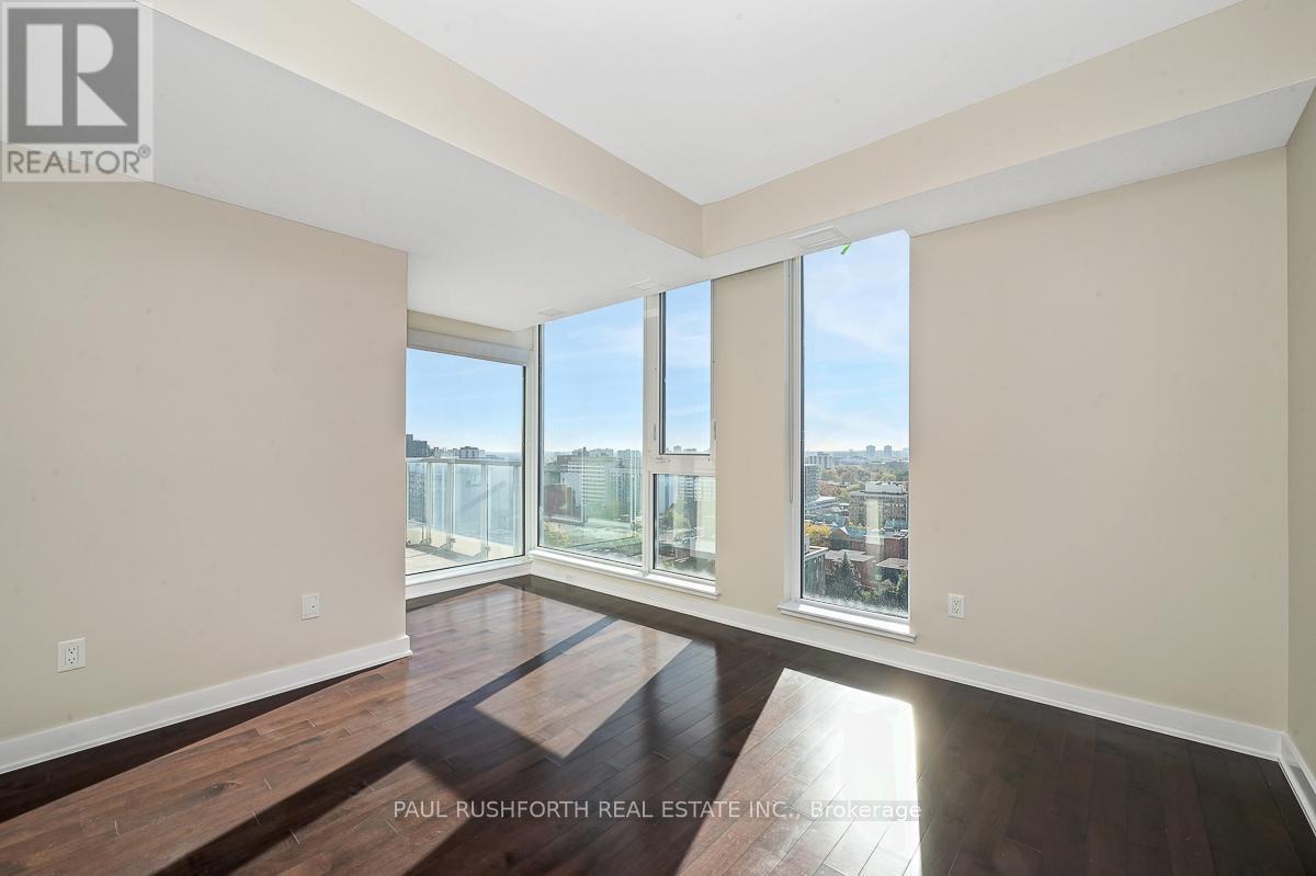 1406 - 179 Metcalfe Street