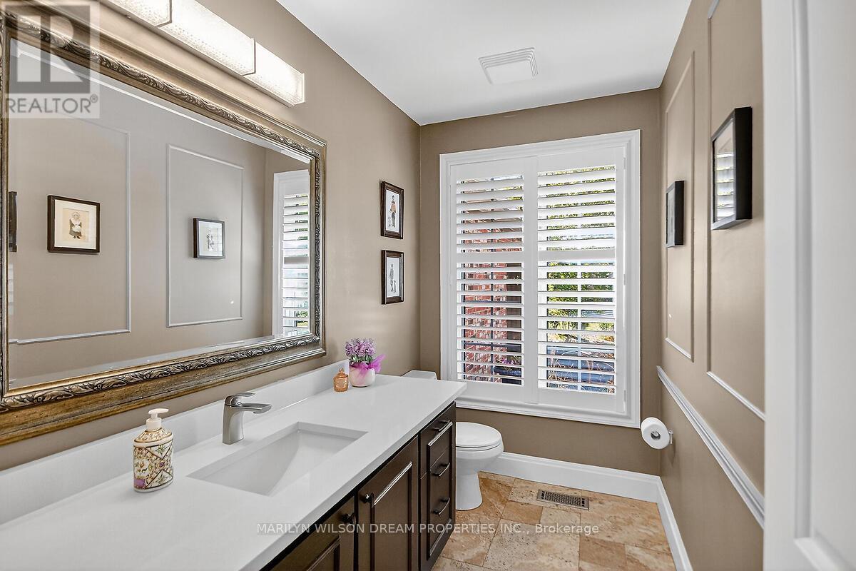 2998 Barlow Crescent