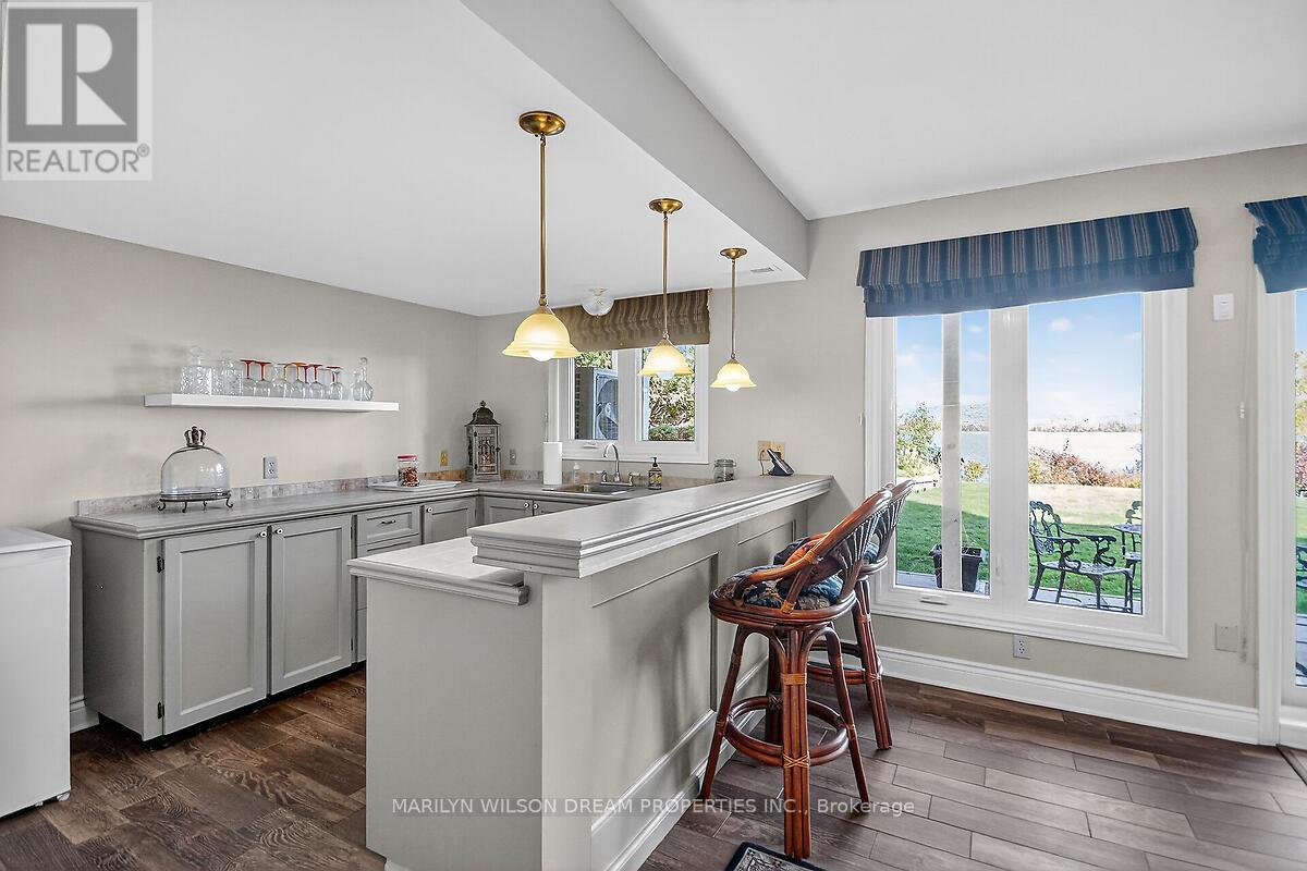 2998 Barlow Crescent