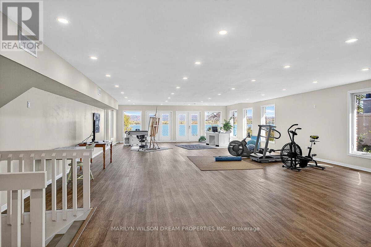 2998 Barlow Crescent