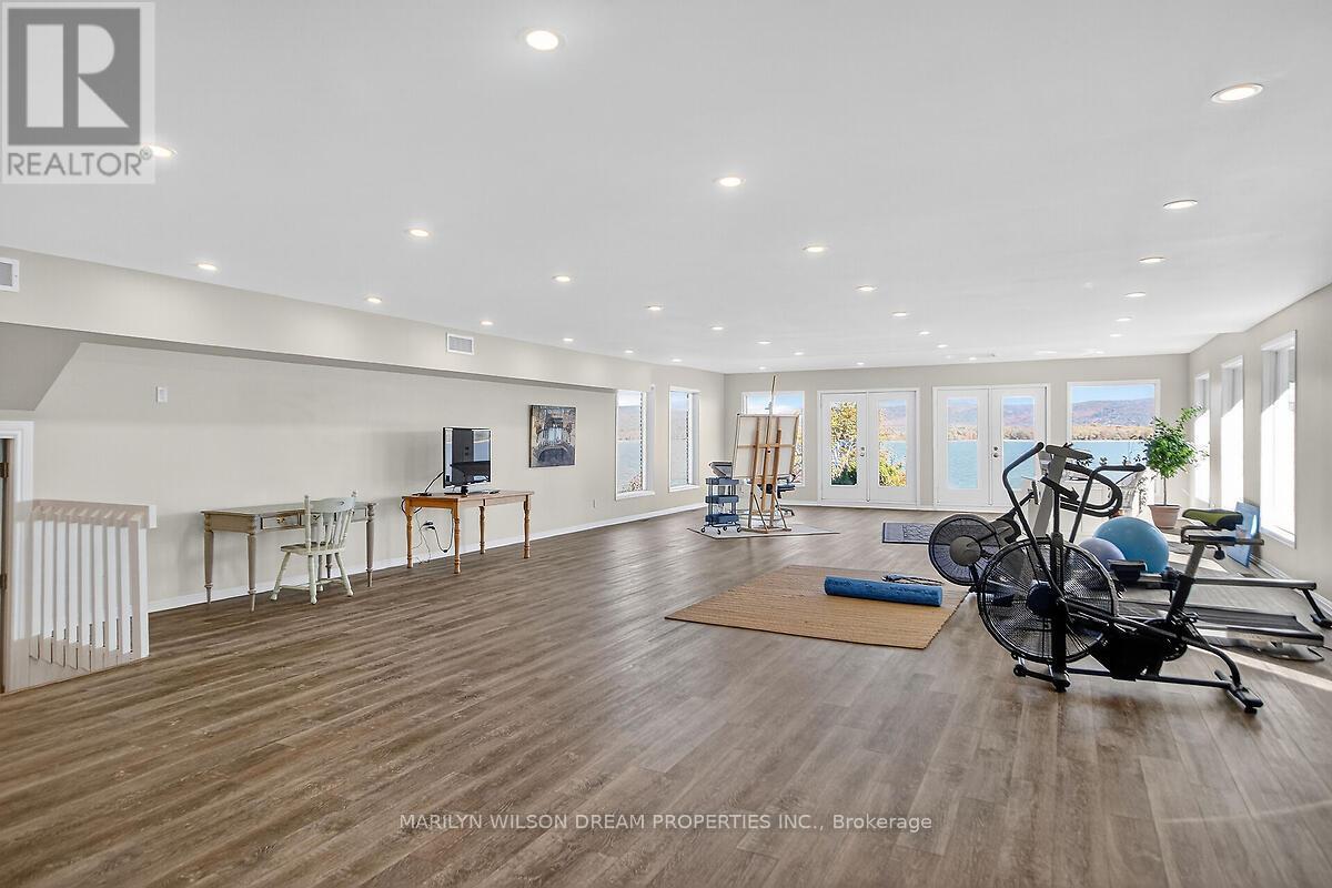 2998 Barlow Crescent
