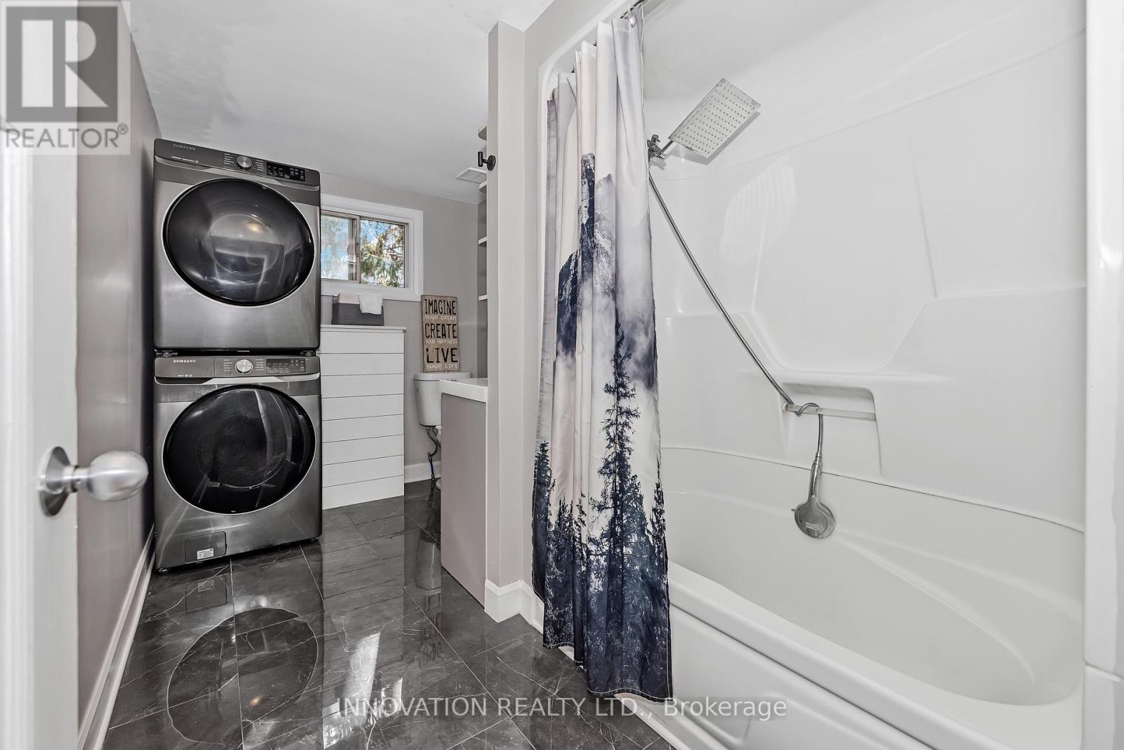 2716 Margaret Street W
