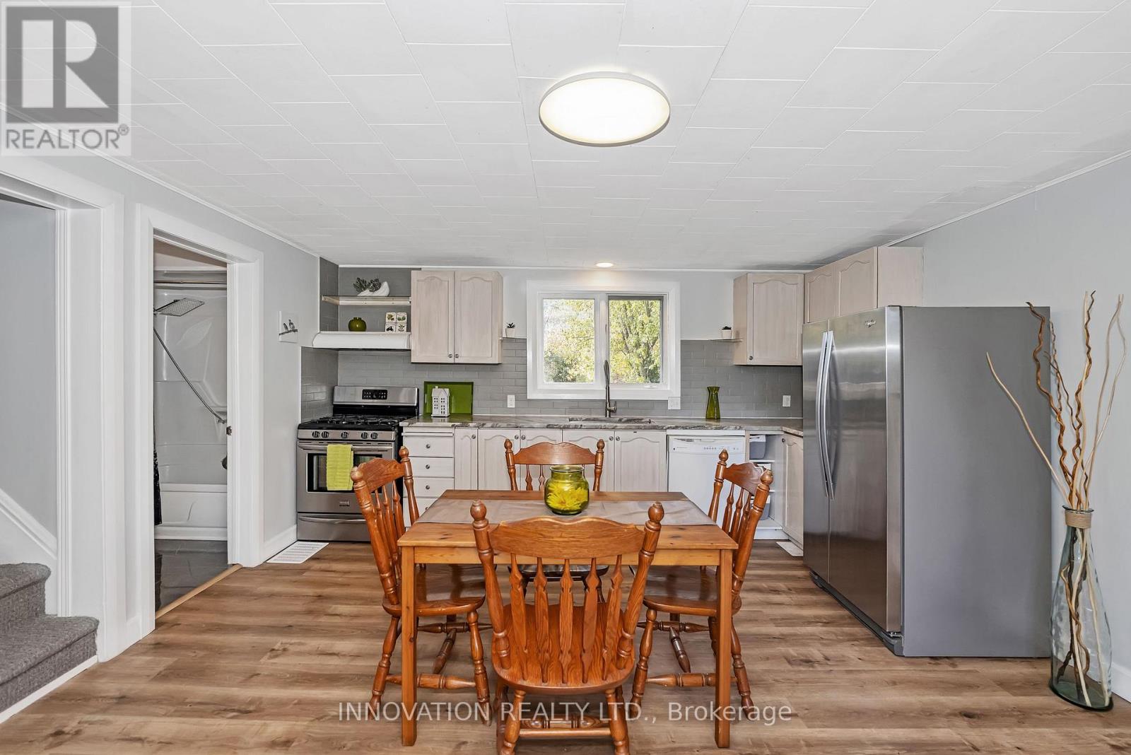 2716 Margaret Street W