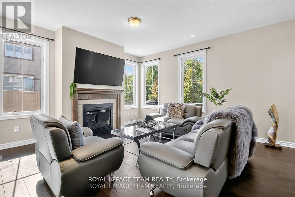939 Whimbrel Way