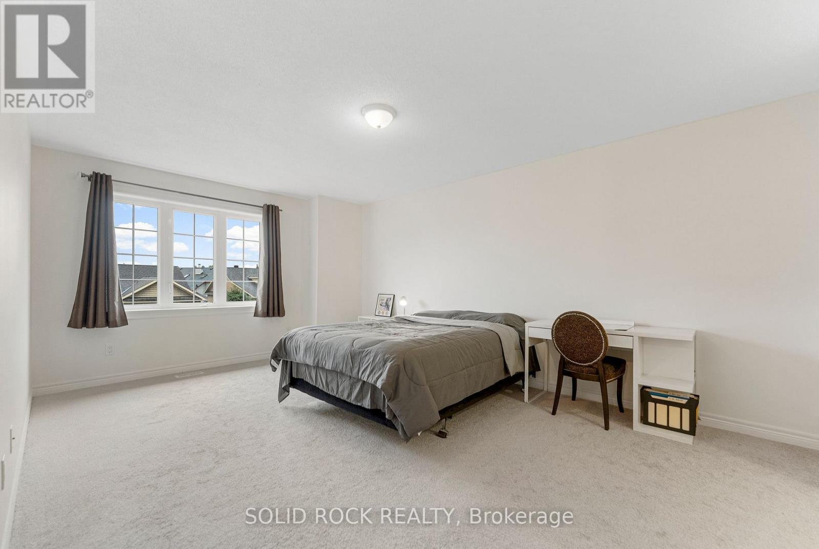 53 Willowshore Way
