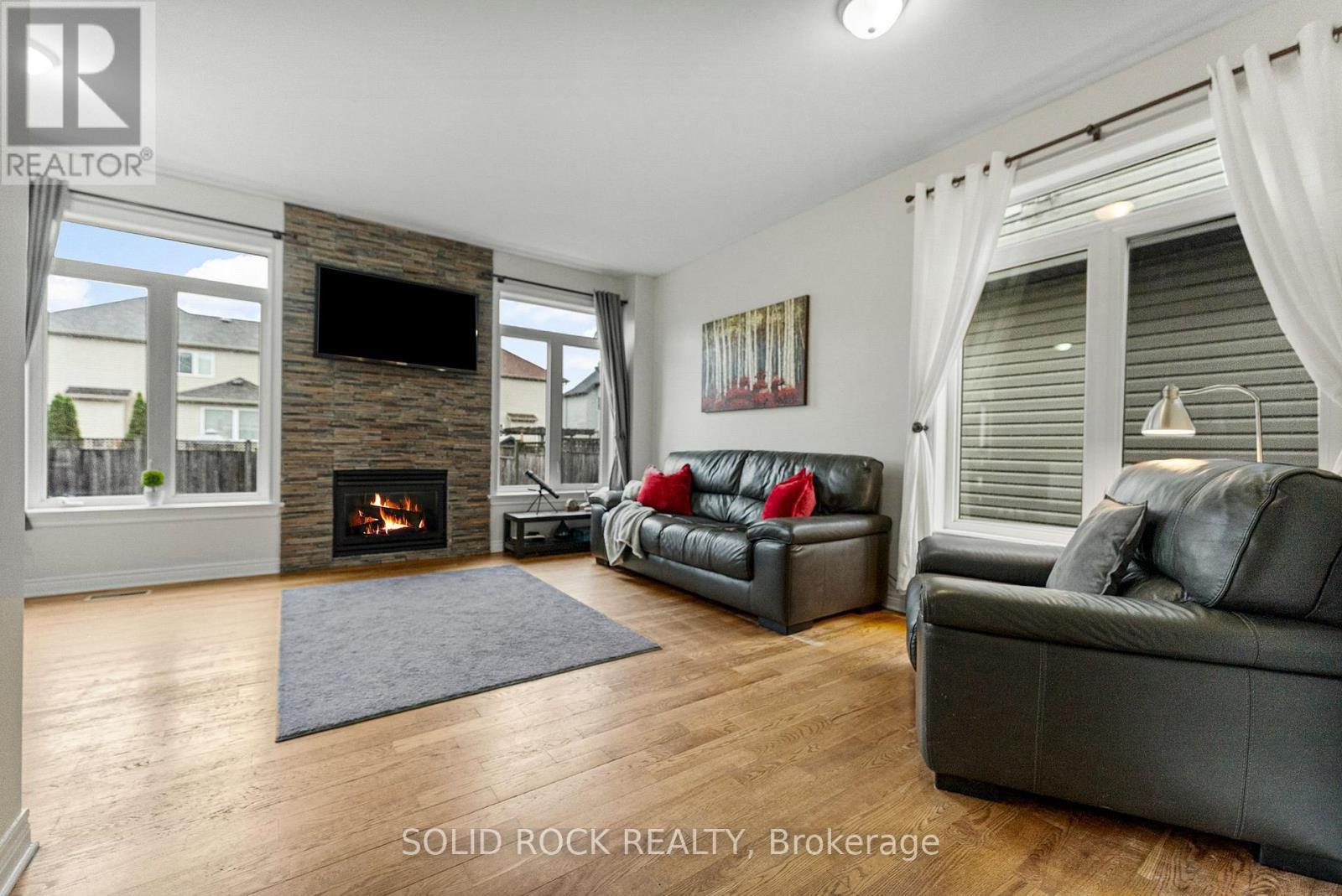 53 Willowshore Way