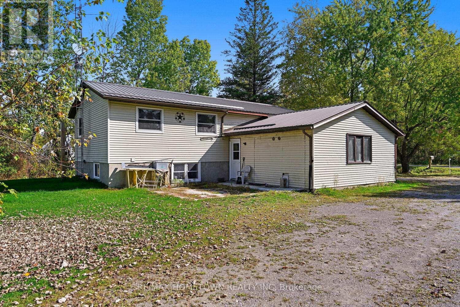 6290 6th Concession Road