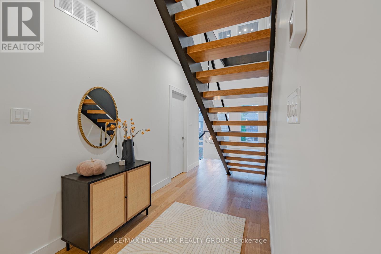 14 Thornton Avenue