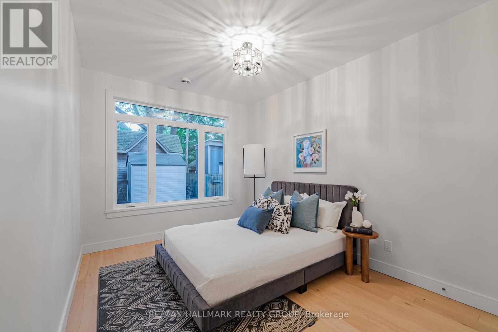 14 Thornton Avenue