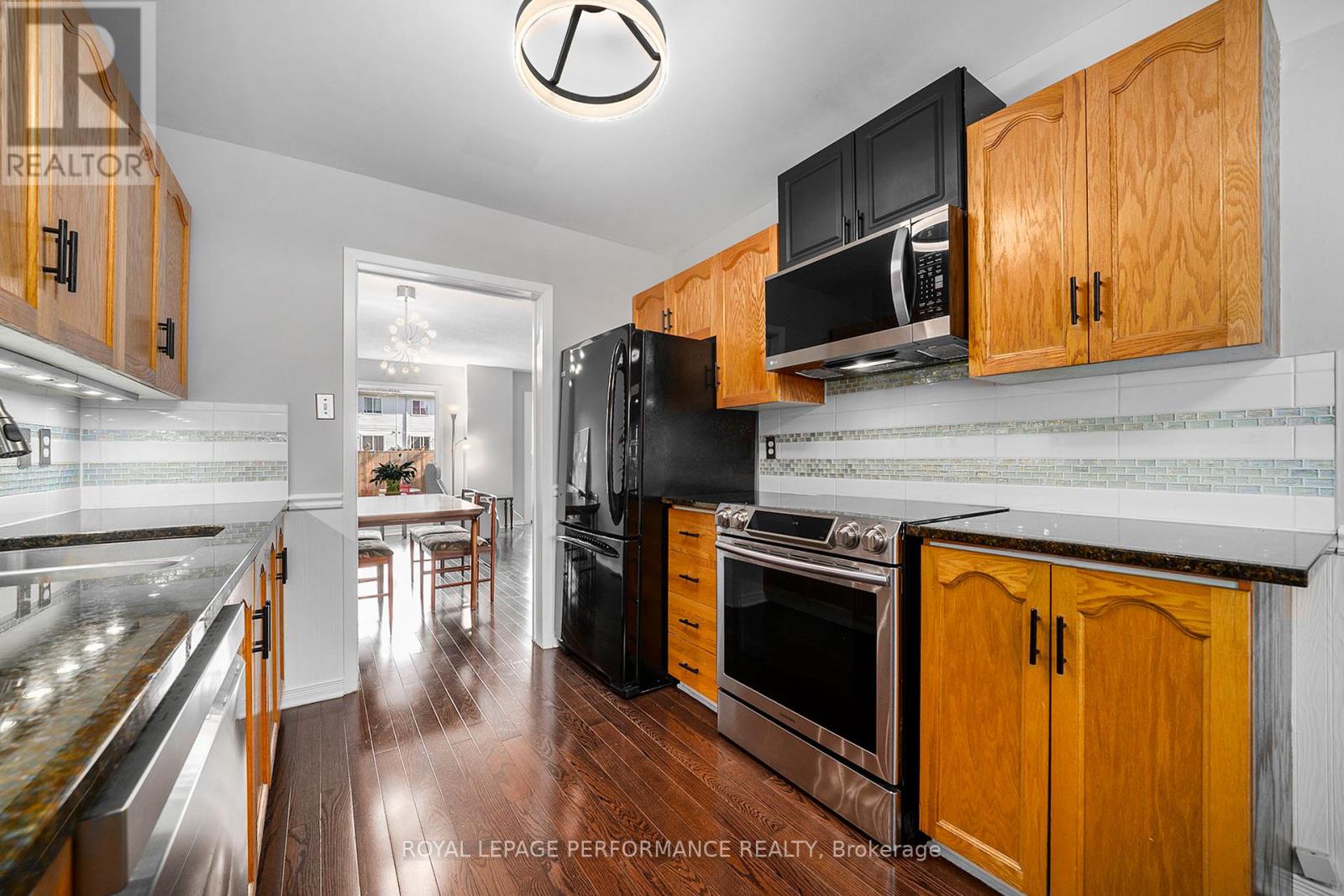 29 Hummingbird Crescent