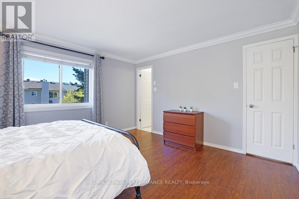21 Arbordale Crescent