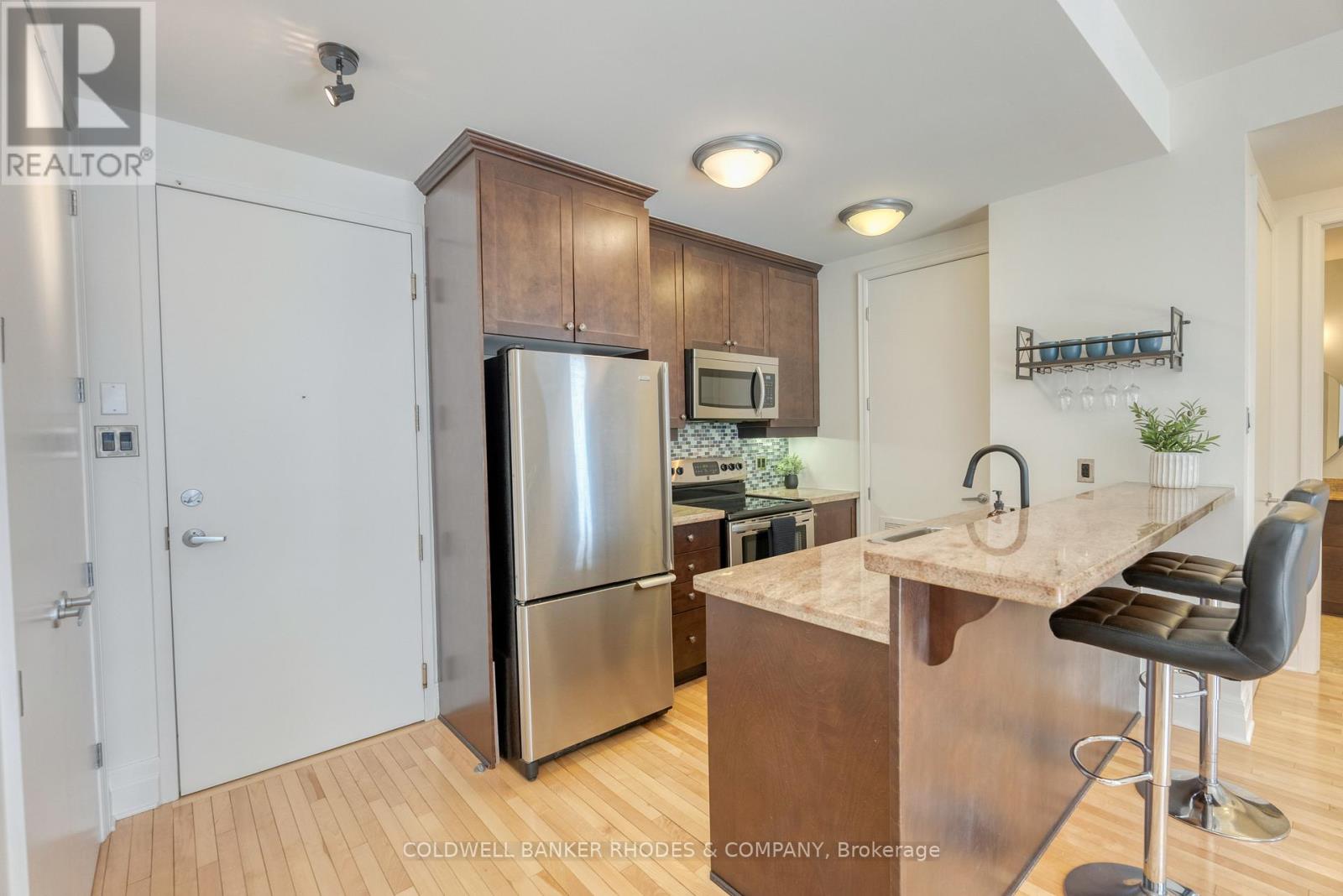 605 - 420 Berkley Avenue