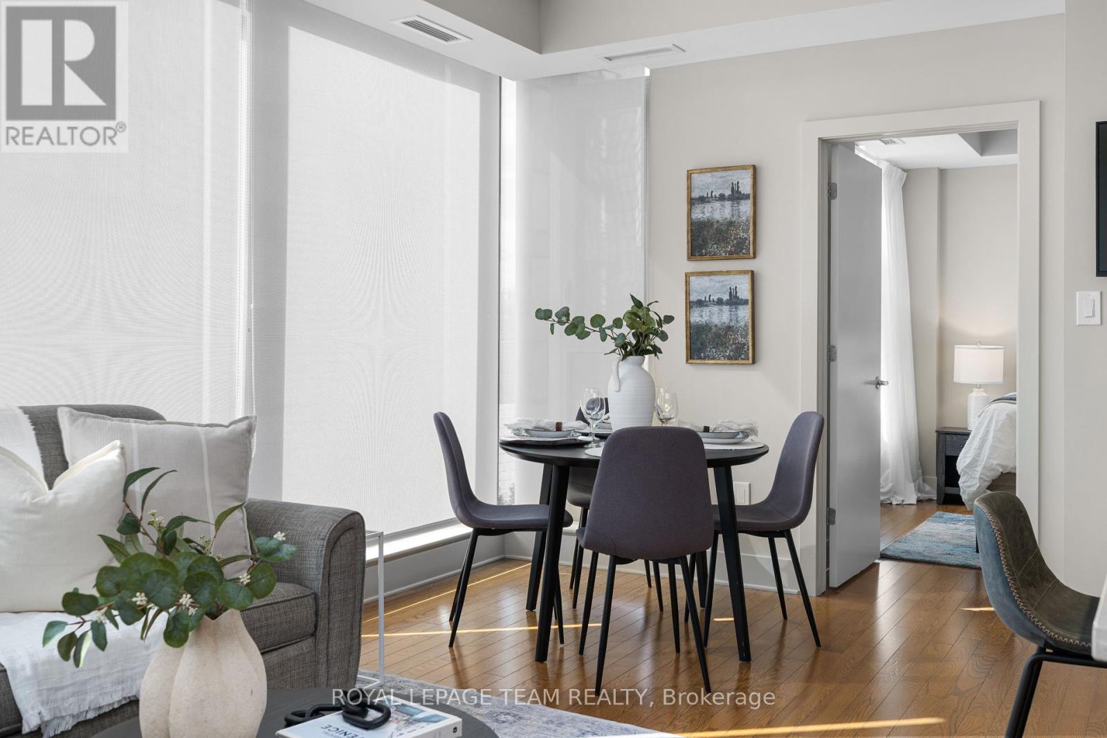 306 - 101 Richmond Road