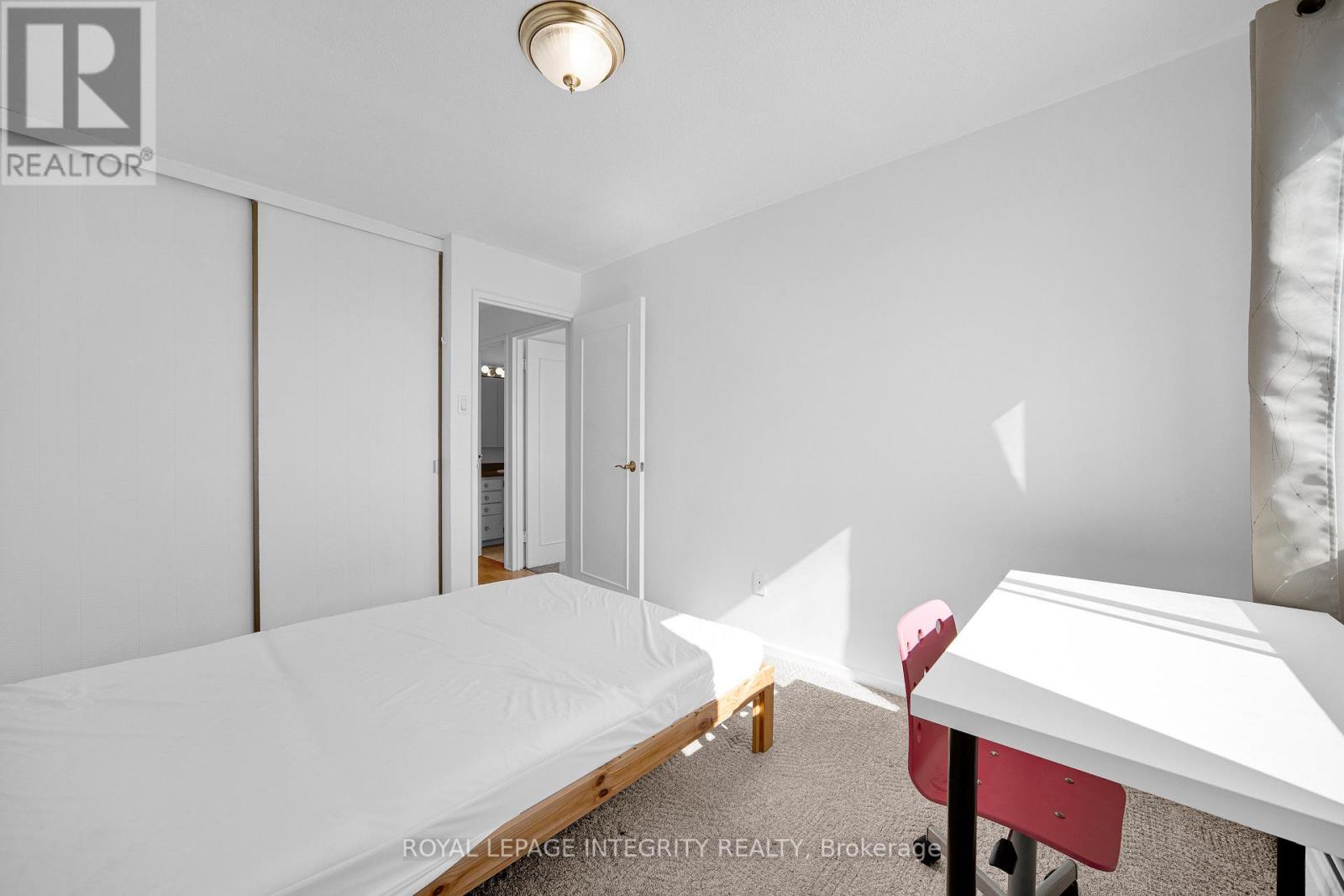 1010 - 20 Chesterton Drive