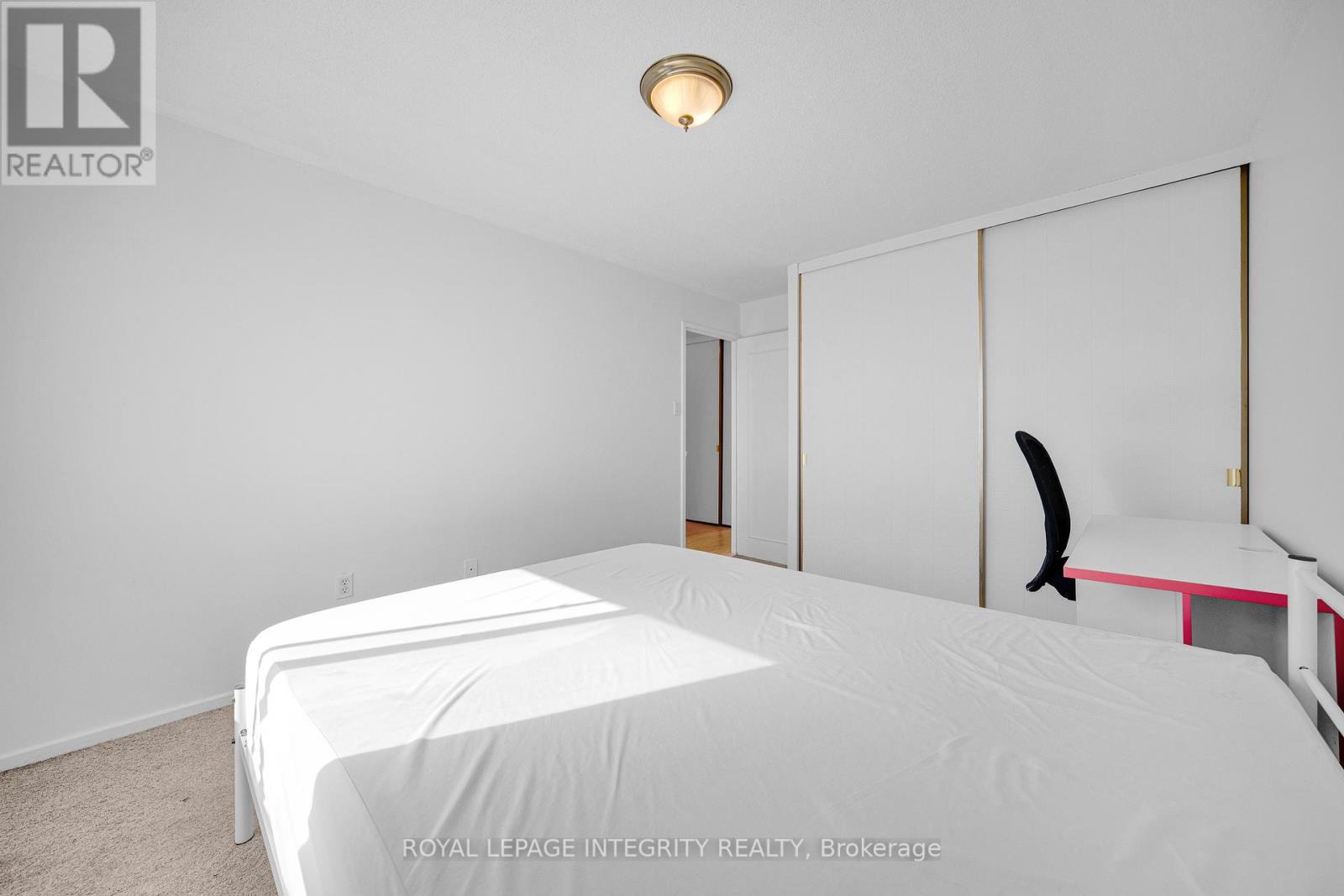 1010 - 20 Chesterton Drive