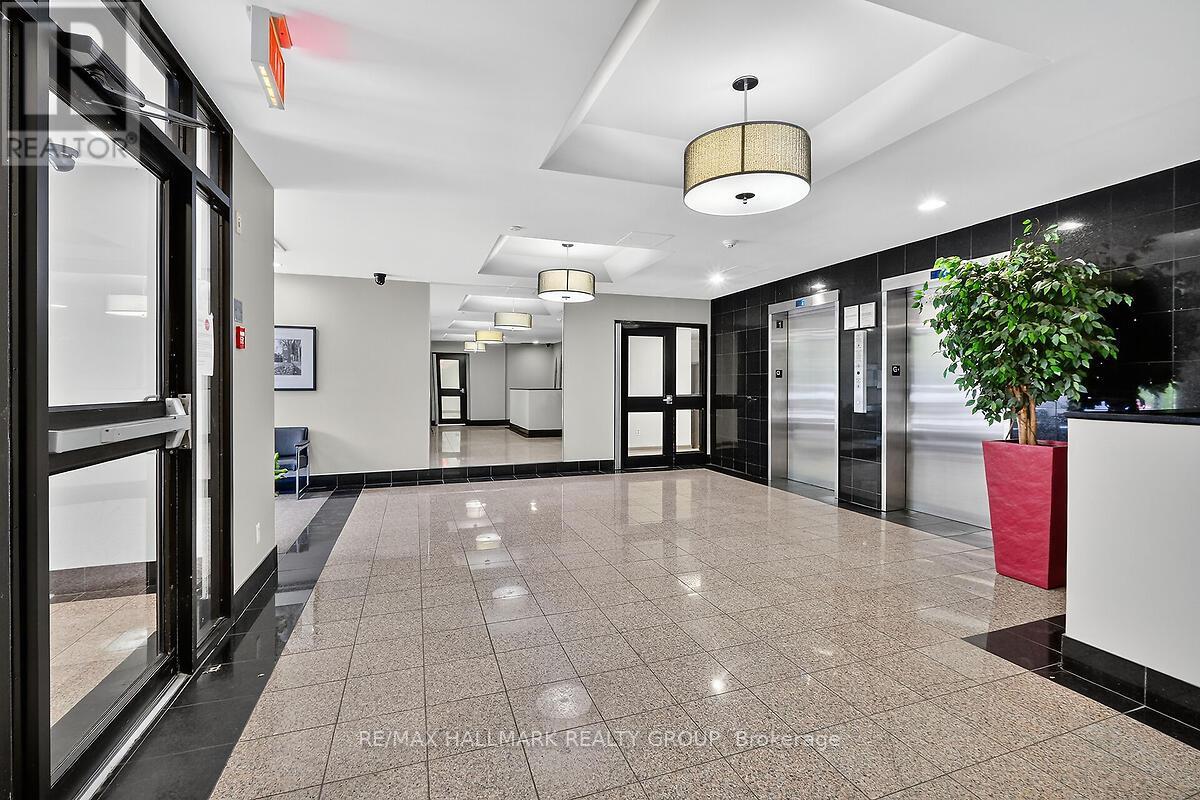 305 - 110 Forward Avenue
