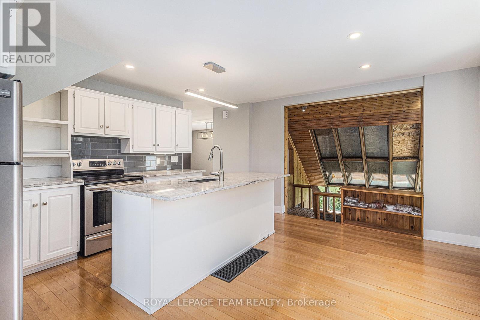 384 Richmond Road