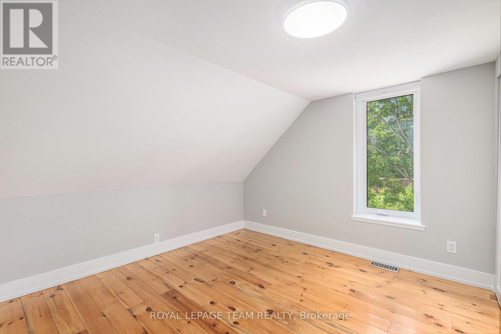 384 Richmond Road