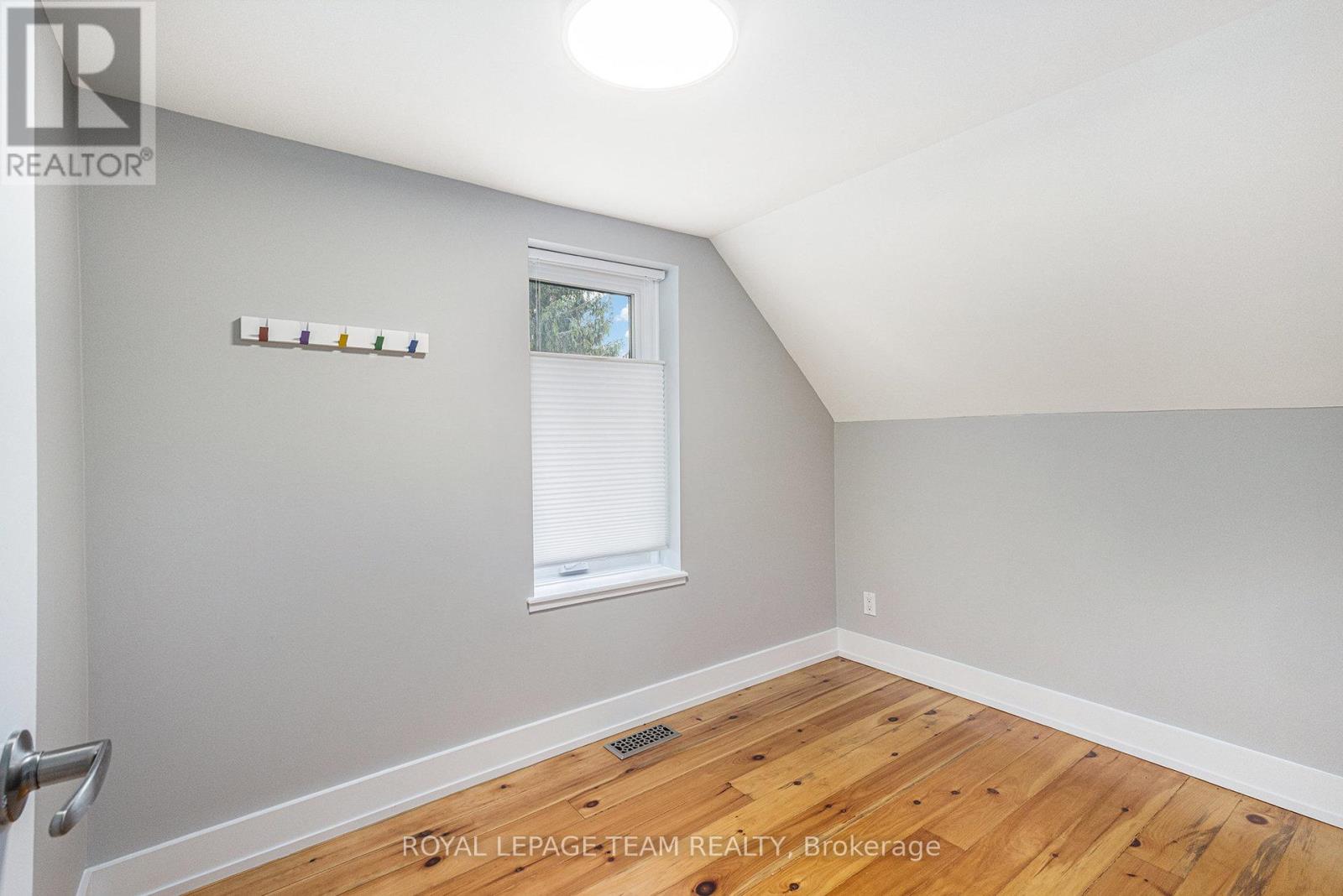 384 Richmond Road