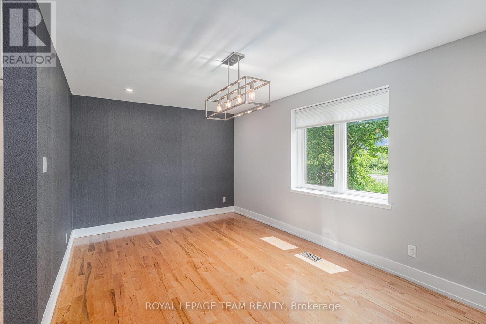 384 Richmond Road