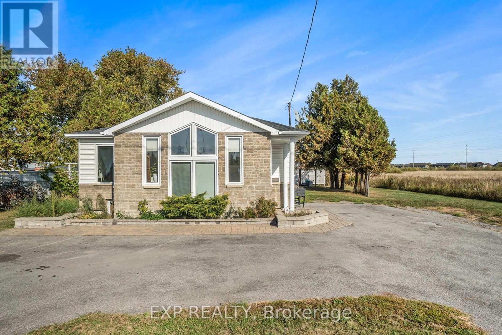 2147 Mer Bleue Road