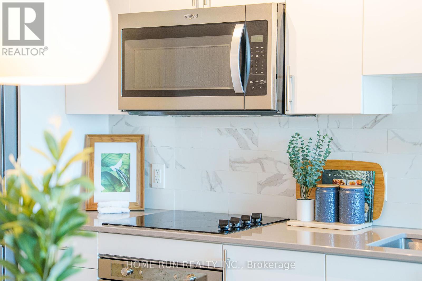 1903 - 805 Carling Avenue