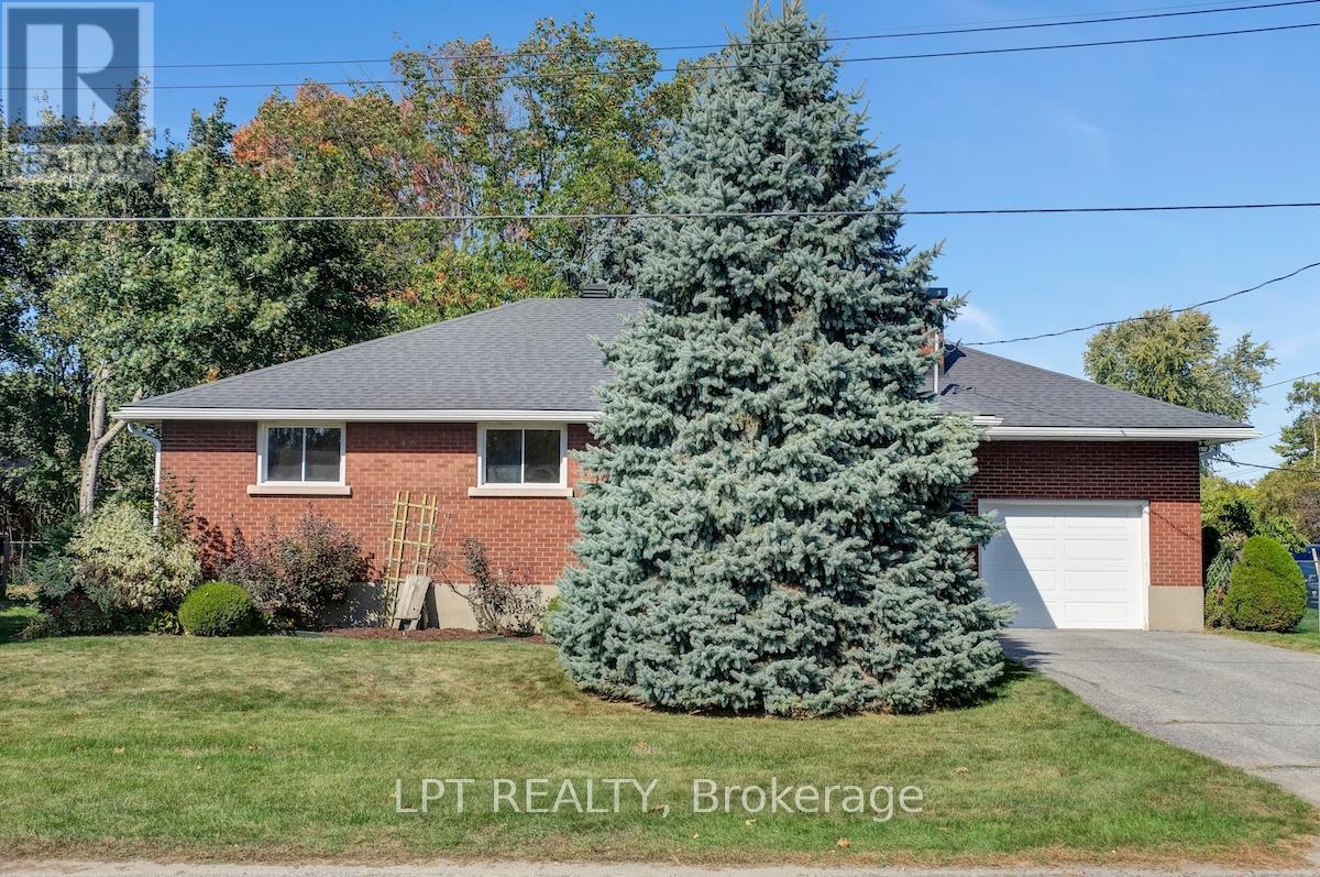 151 Oakridge Boulevard