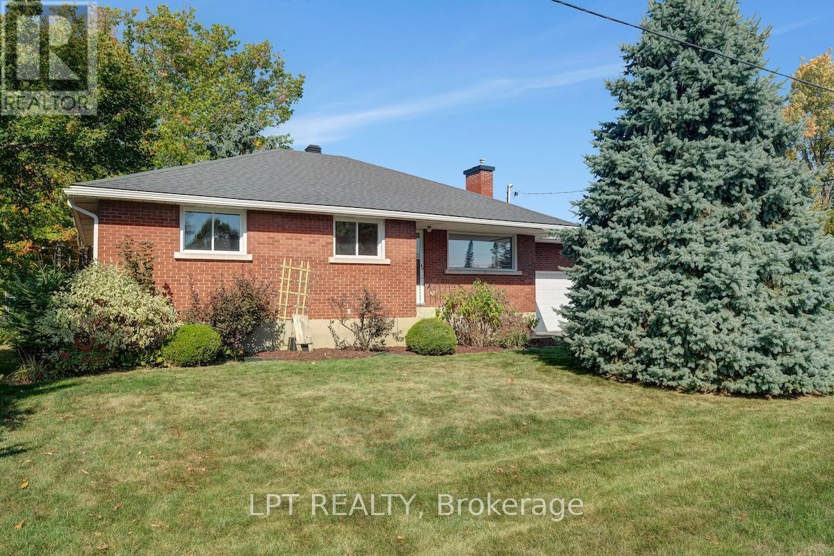 151 Oakridge Boulevard