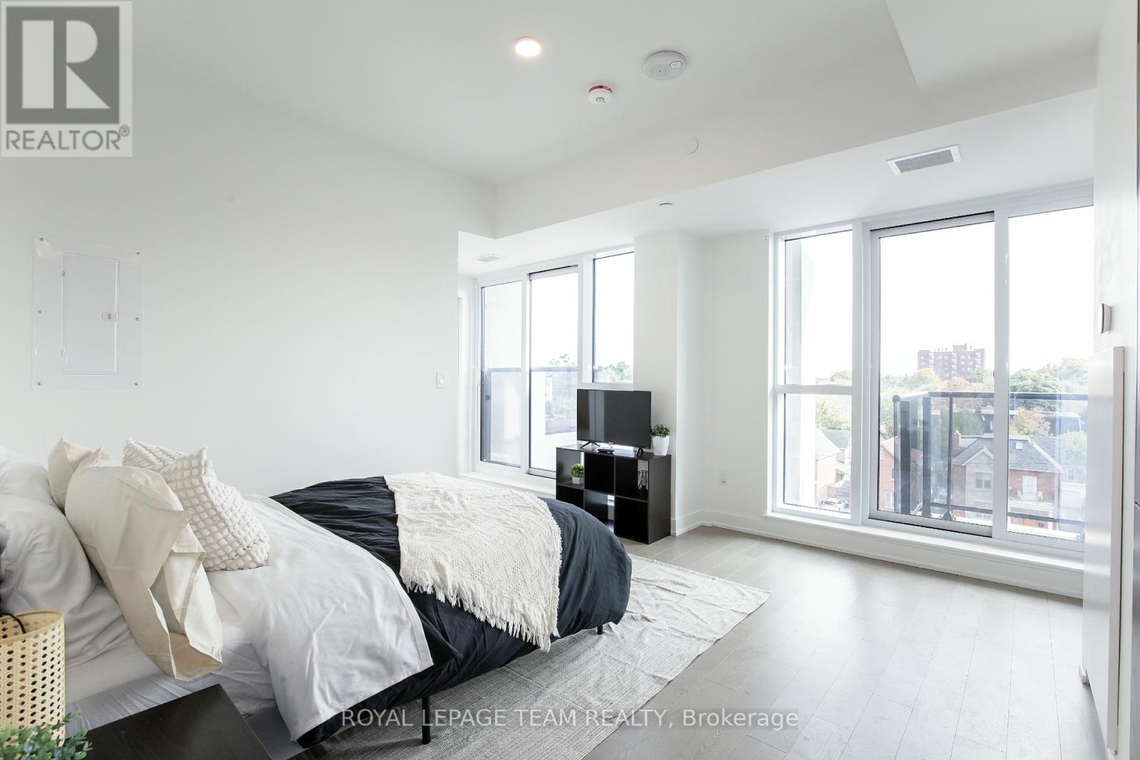 501 - 560 Rideau Street
