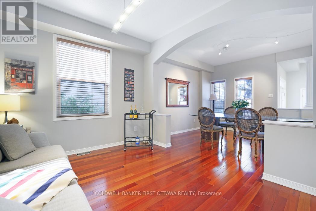 104 Streamside Crescent