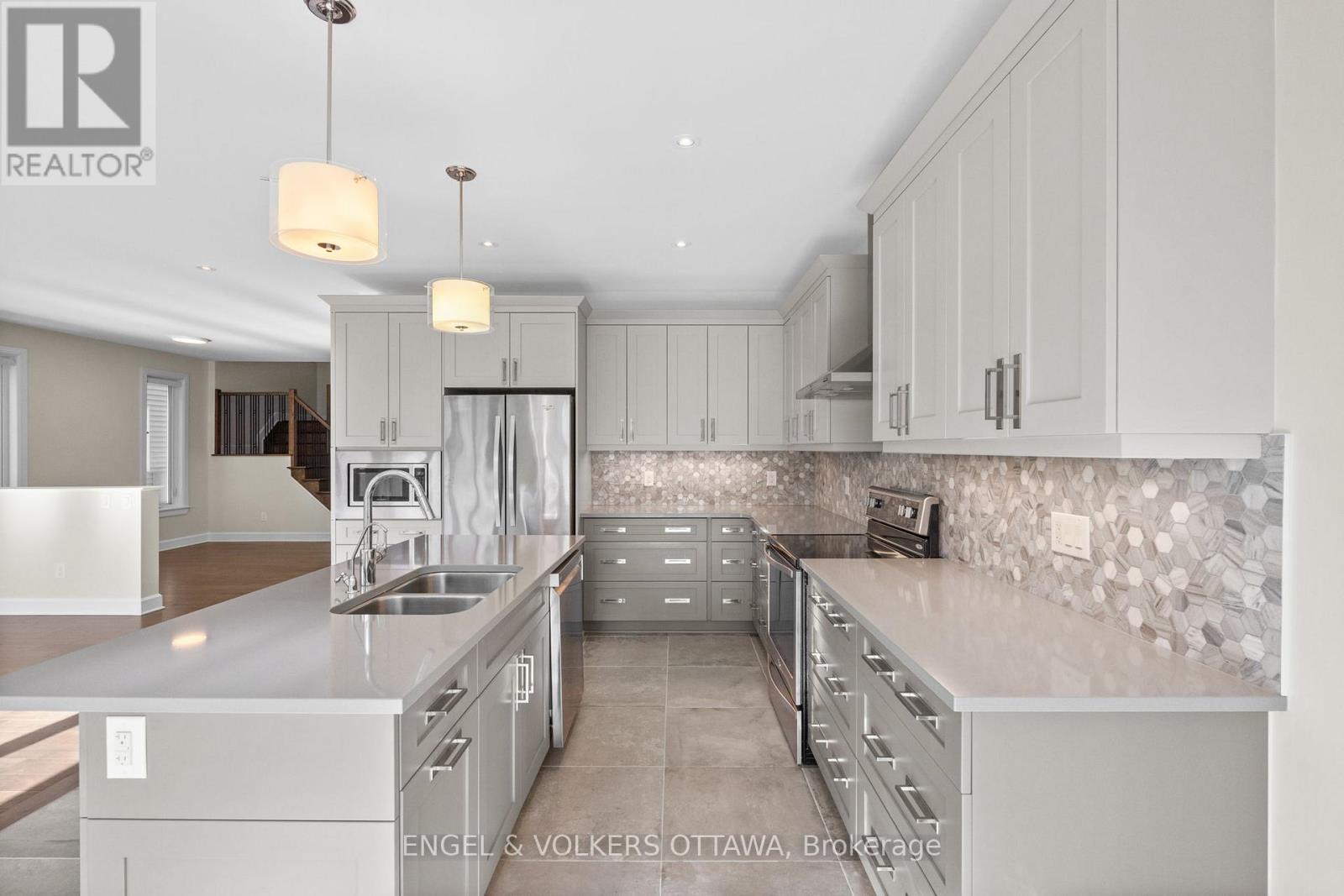 122 Helen Rapp Way